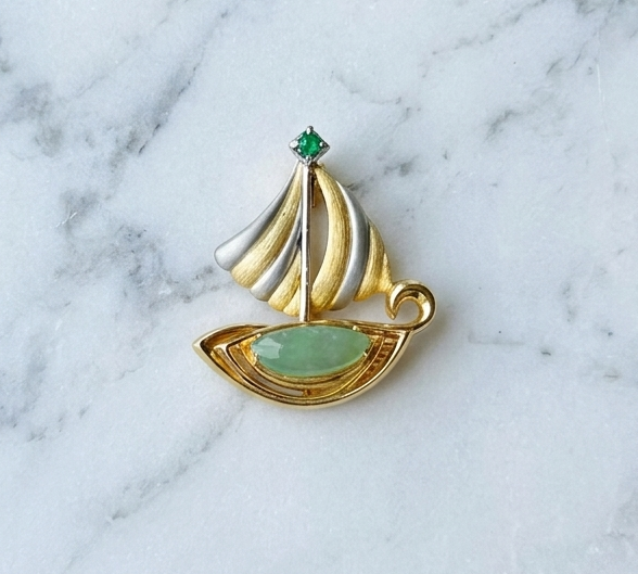 Bon Voyage Jade Brooch